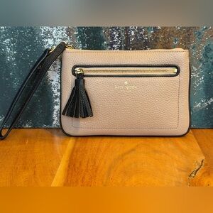 Kate Spade Chester Street Neda Wallet – Sophisticated & Functional